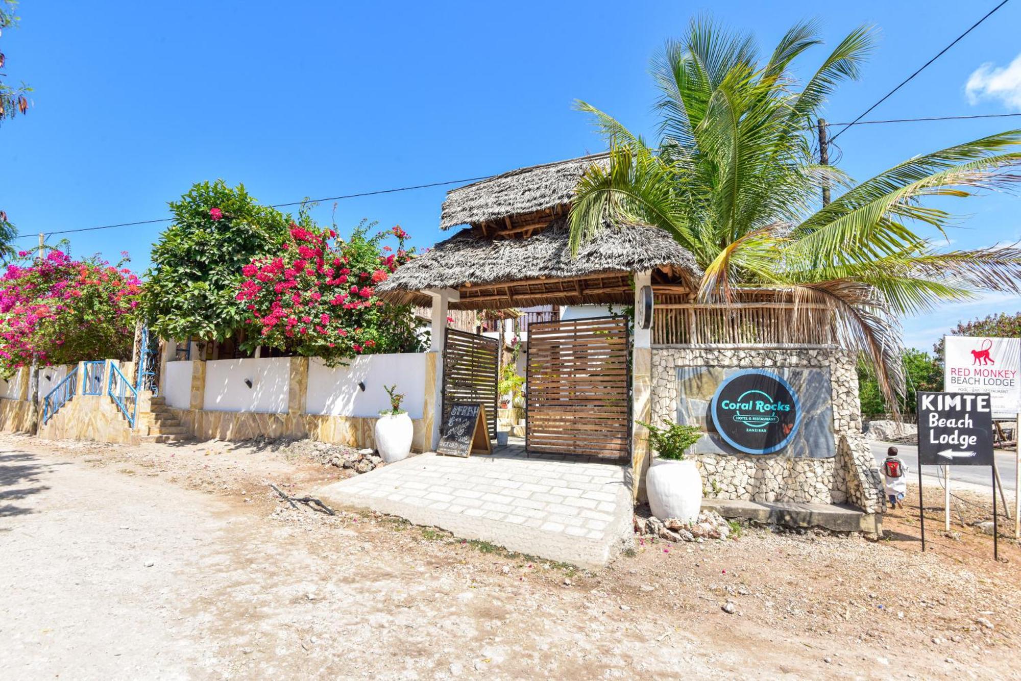 مبيت وإفطار جامبياني Barabara House المظهر الخارجي الصورة